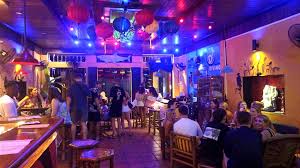 Dive Bar Hoi An 라이브 공연