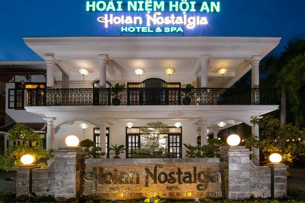Khách sạn Hoian Nostalgia Hotel & Spa