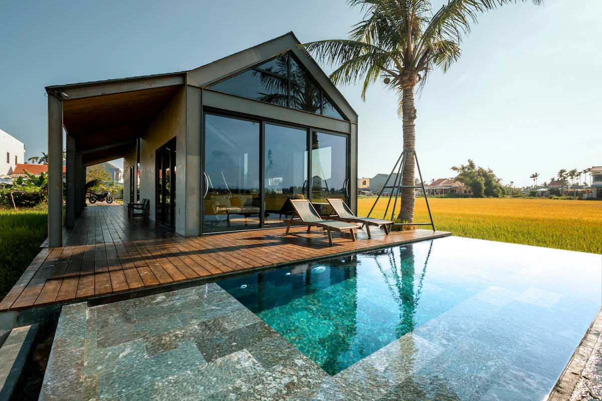 Checklist Chọn Villa Hội An Trước Khi Đặt (2026) – 12 Điều Quan Trọng Bạn Không Nên Bỏ Qua